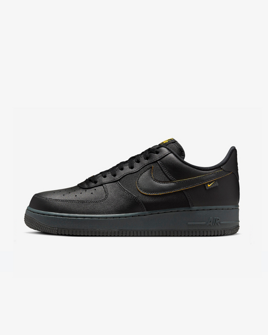 Zapatillas Air Force 1 07 Black University Gold